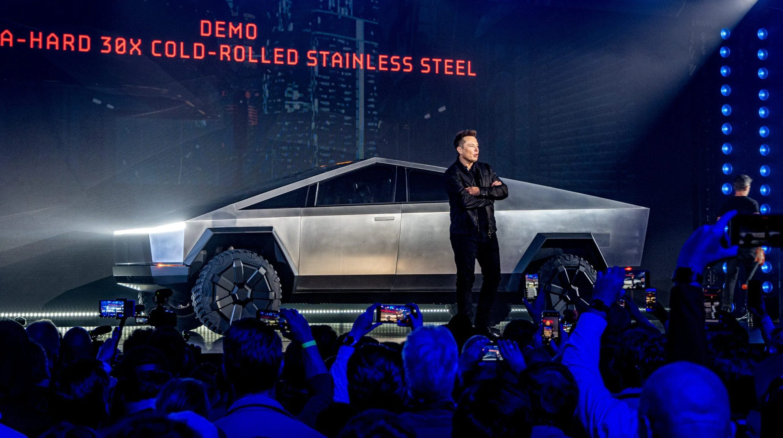 Tesla Cybertruck Marker Lights I Never Noticed... tesla-cybertruck-scaled