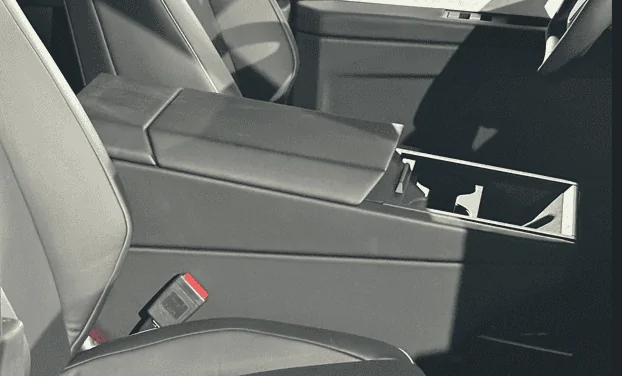 Tesla Cybertruck Sail Pillar Storage just featured in latest Tesla China official magazine T-Zone. Sign it'll make production? 1680741029735