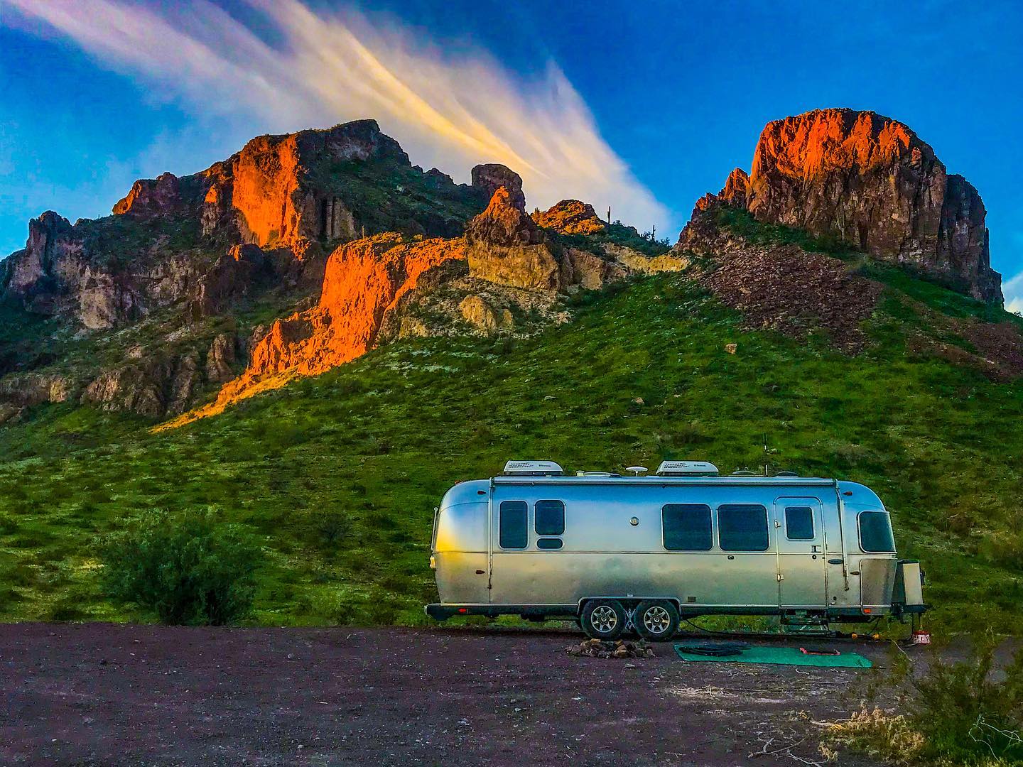 Tesla Cybertruck Gauging interest: CYBERTRUCK Airstream RV Intra-Club? 129682927_144239683778570_2890704890230434672_n