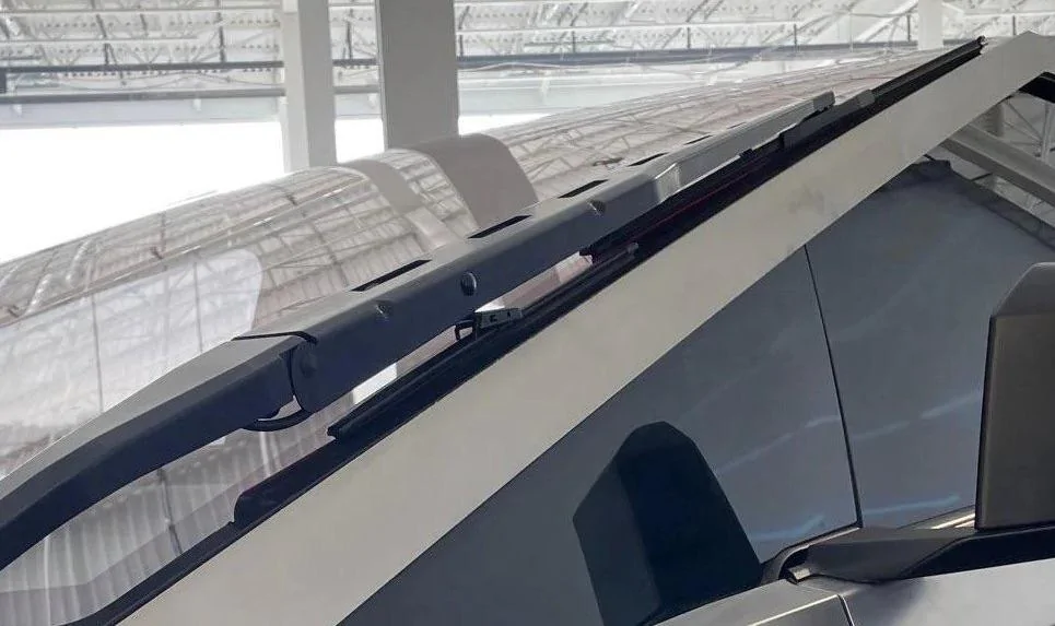 Tesla Cybertruck Cybertruck Mega Windshield Wiper IN ACTION at Giga Texas Wind Tunnel ShPJF
