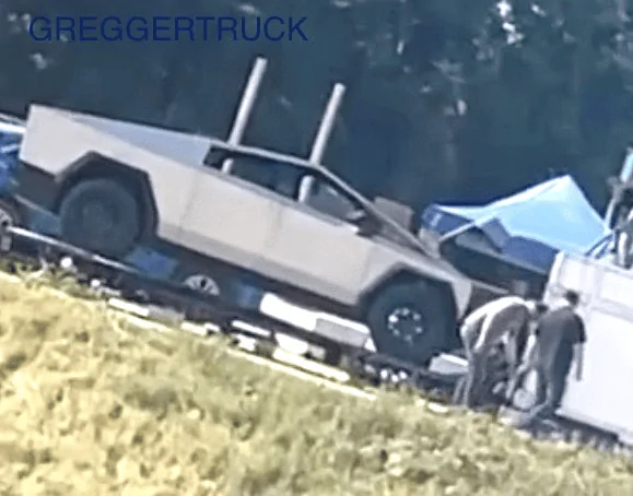 Tesla Cybertruck Cybertruck spotted with frunk open, revealing waterfall design! 1681482069213