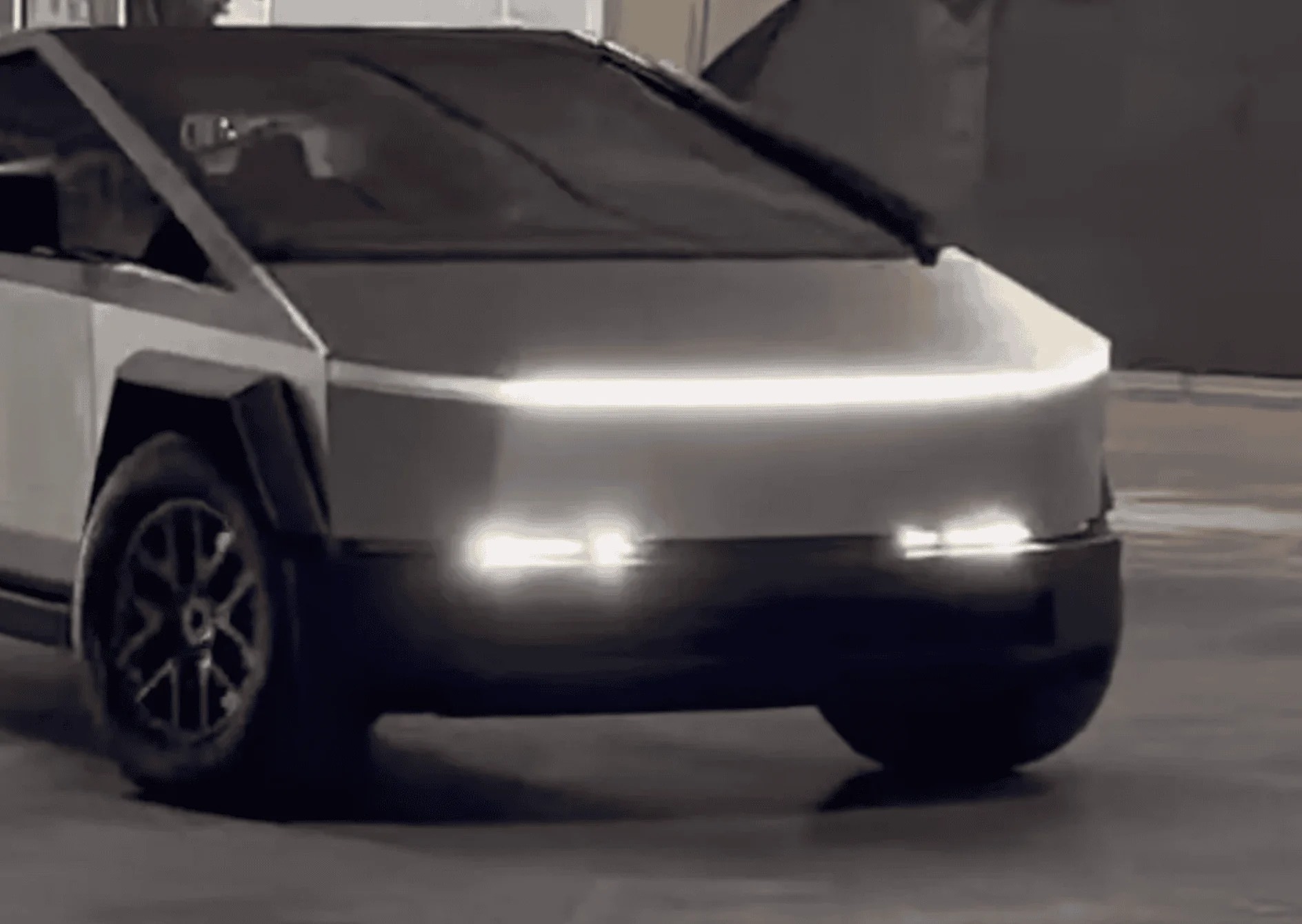 Tesla Cybertruck Cybertruck spotted with frunk open, revealing waterfall design! drl