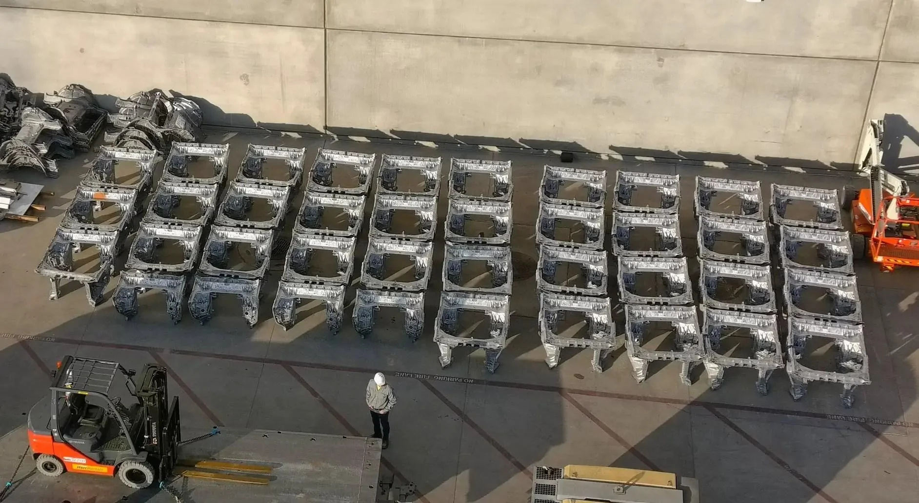 Tesla Cybertruck [Correction: Not 100+ Cybertruck Castings spotted at Giga factory] Model Y Castings cybertruck-castings