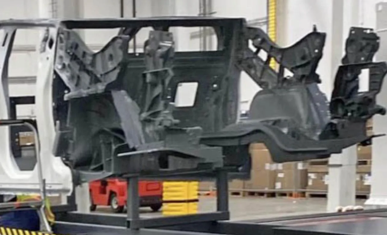 Tesla Cybertruck Cybertruck Front Casting Analysis (and Frunk Implications) - 3 vs 2 Chickens 9D1A66F7-86FD-47CA-B59A-DC45B58A63B8