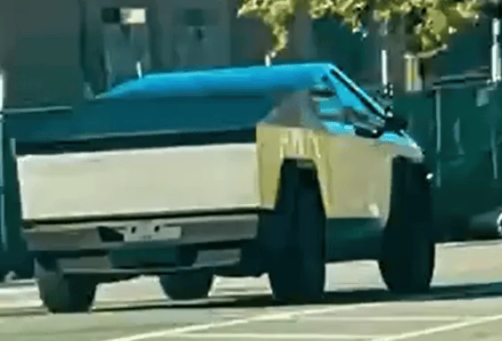 Tesla Cybertruck Cybertruck spotted driving in CA (4/20/23) - follow footage video! 1682447174595