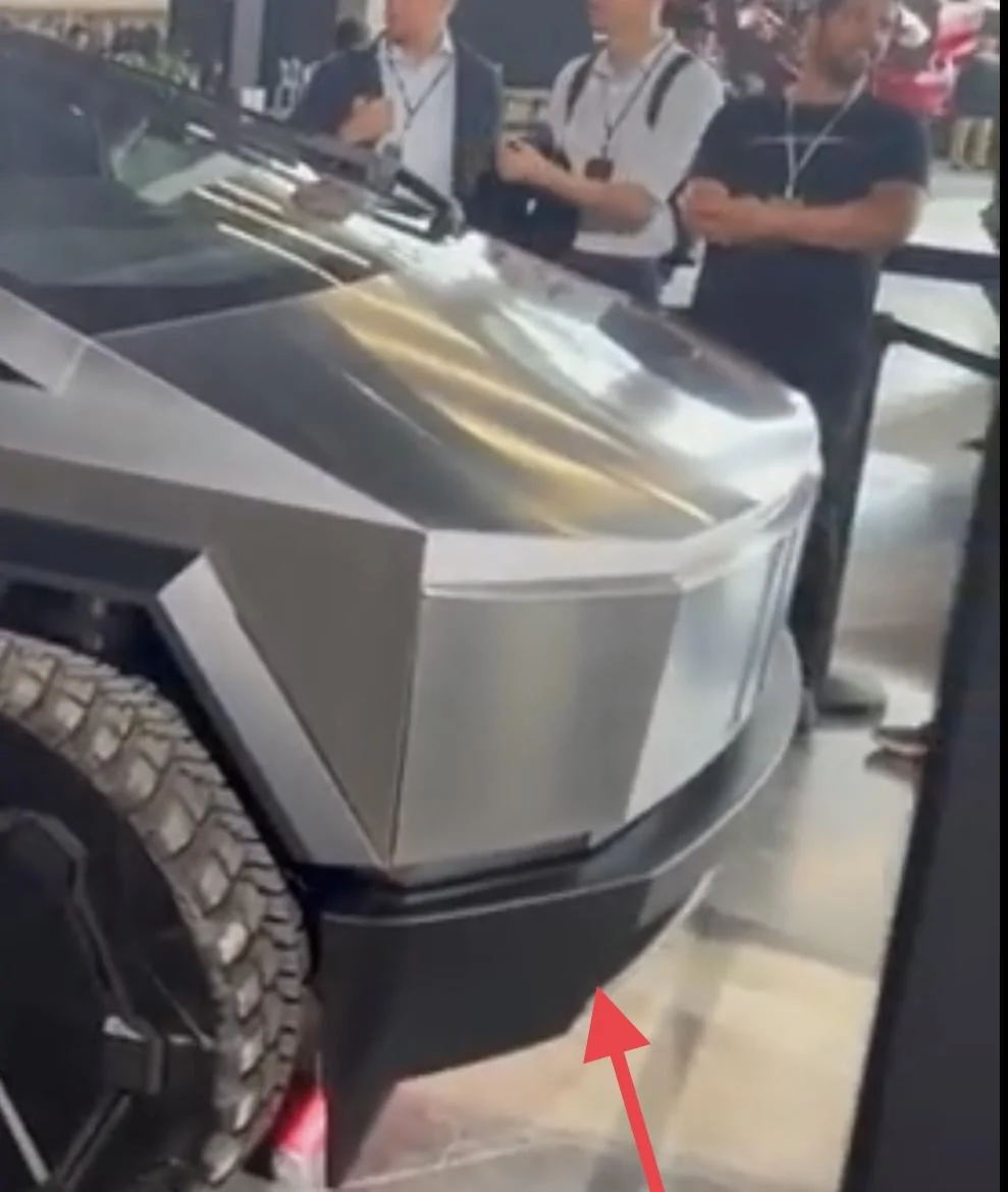 Tesla Cybertruck Cybertruck Front Casting Analysis (and Frunk Implications) - 3 vs 2 Chickens D2EEDC96-0908-4AC4-8D3D-903A94E46638
