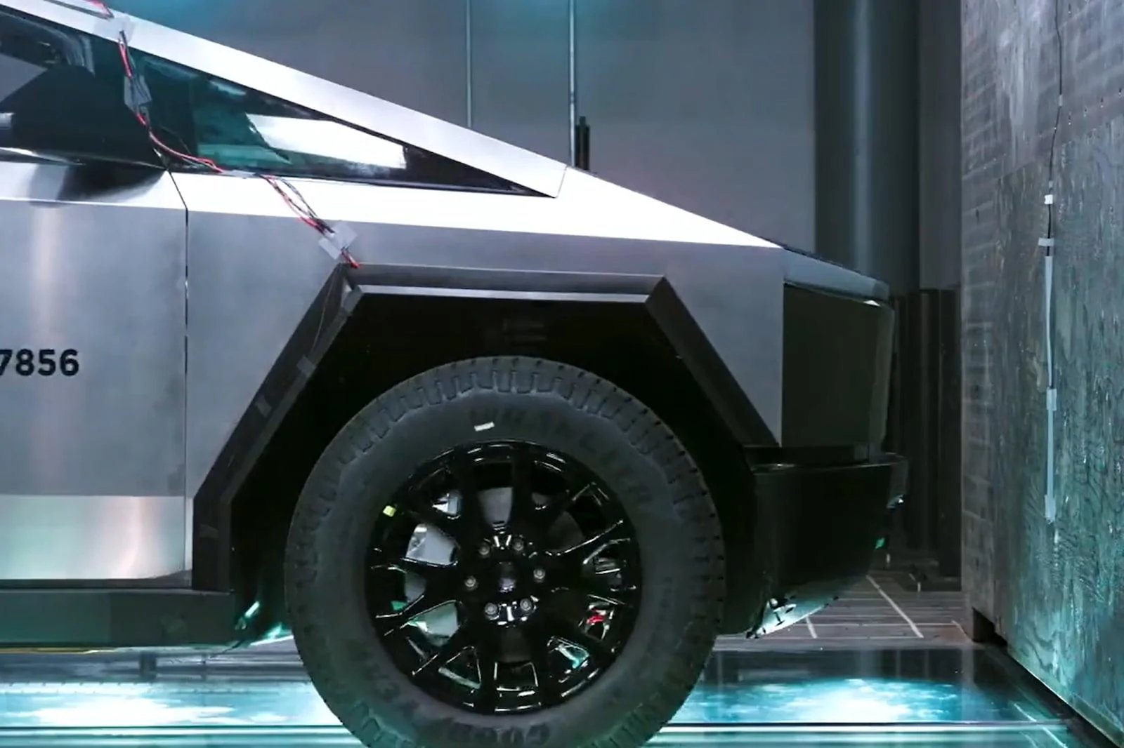 Tesla Cybertruck Cybertruck Front Casting Analysis (and Frunk Implications) - 3 vs 2 Chickens B6F11660-2D98-42C1-8045-BBC03F13E110