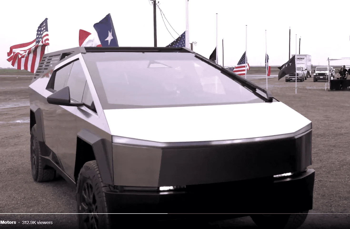 Tesla Cybertruck Cybertruck bed rack / tool rack + accessories (shovels) first look! 🧰 Screenshot (94)