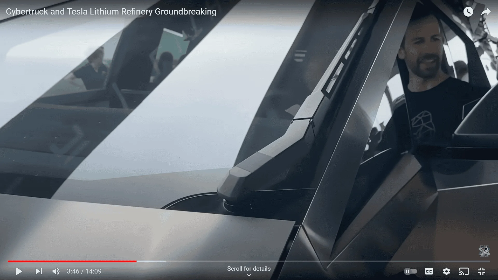 Tesla Cybertruck Giga Windshield Wiper BAW closeup look 💧 Screenshot (121)
