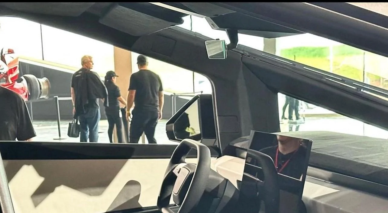 Tesla Cybertruck Cybertruck content & summary from Cyber Roundup 2023 (+ Annual Shareholder Meeting Live Stream) 🍿 visor