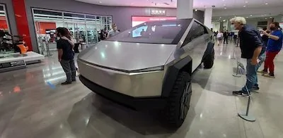 Tesla Cybertruck CT reminds me of? Ea-SJCUWoAYxZJJ
