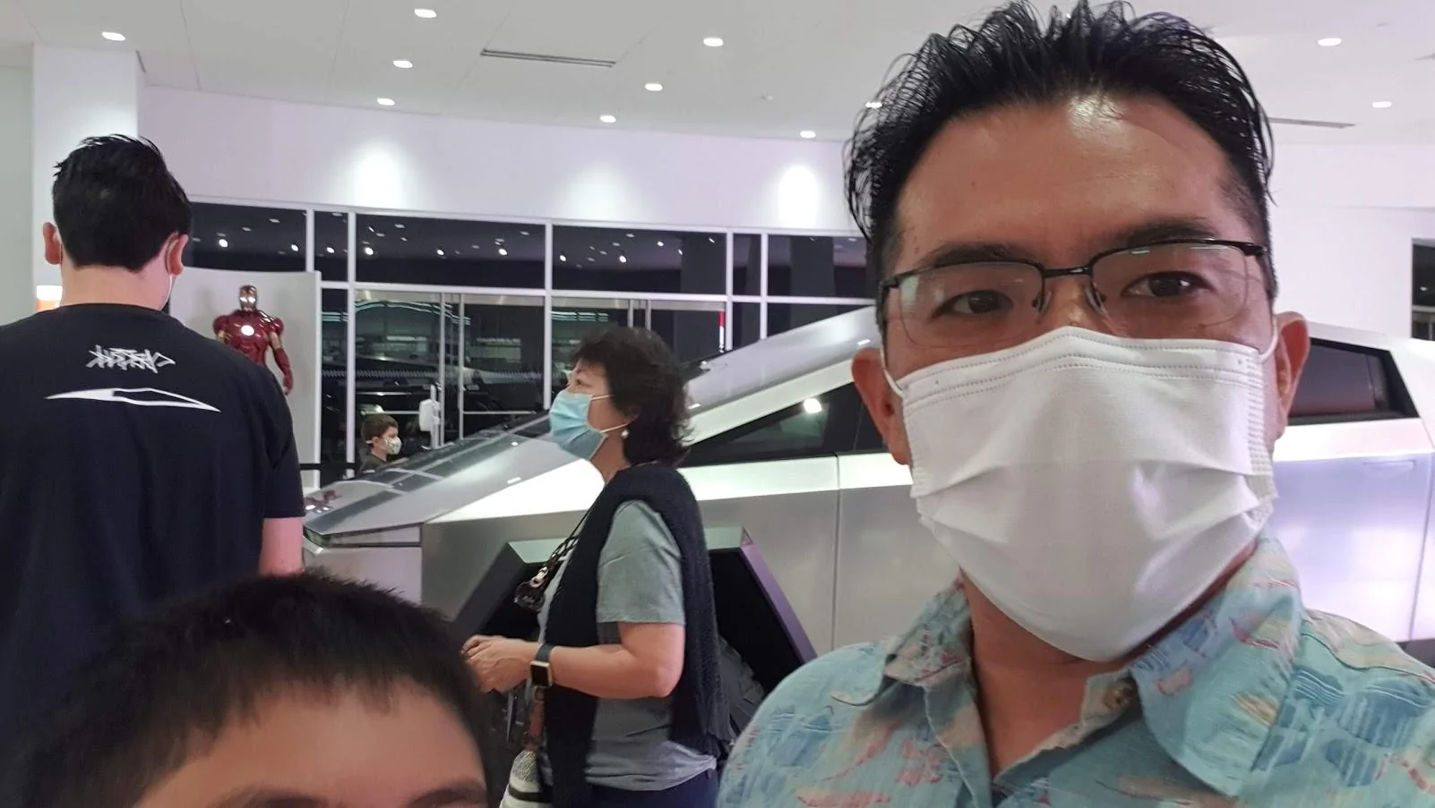 Tesla Cybertruck Cybertruck pics & videos from the Petersen Automotive Museum [Dates Extended Until July 5] 20200626_121847