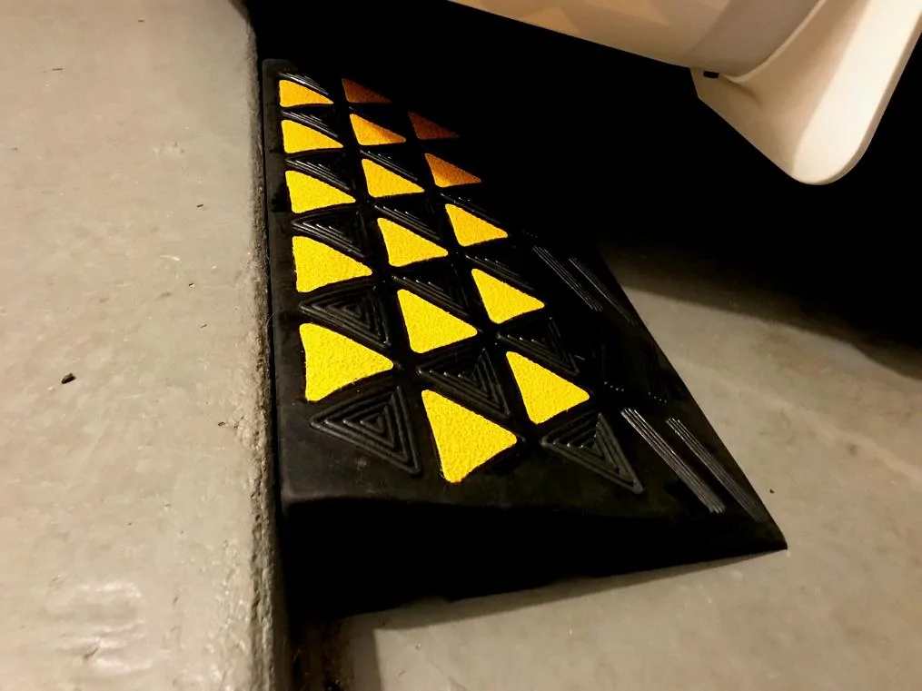 Tesla Cybertruck 5 inch clearance Curb Ramp top vwJPG