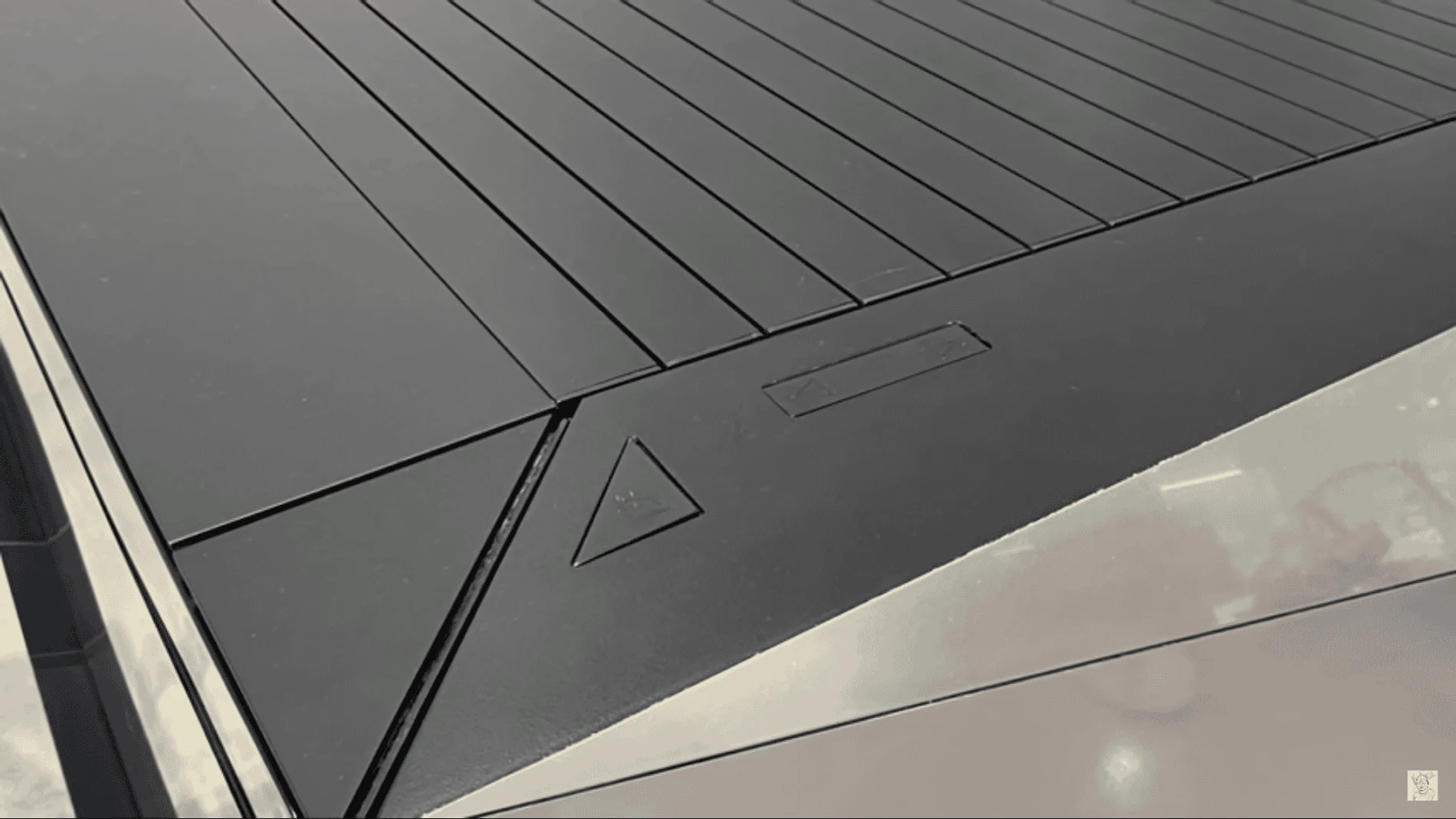 Tesla Cybertruck Lumber rack for carpentry render cybertruck petersen no rack mounts