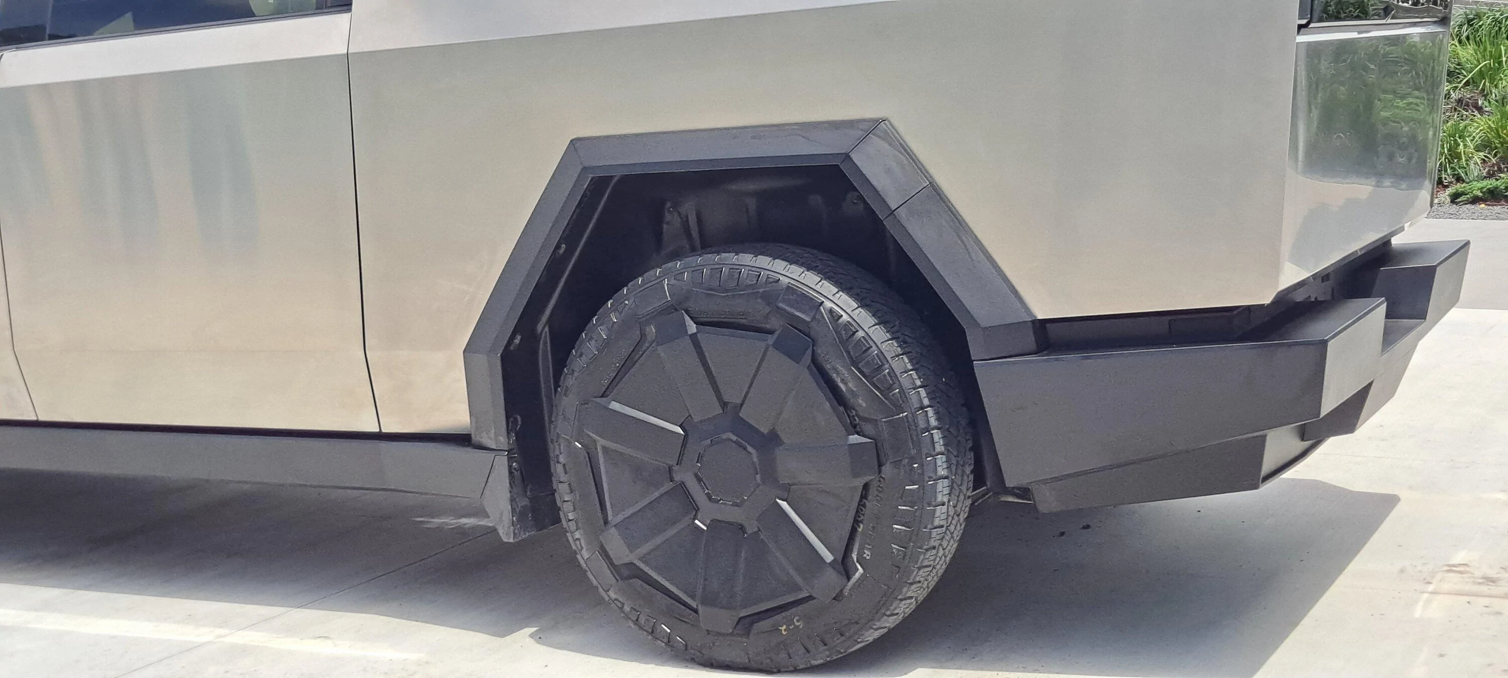 Tesla Cybertruck Cybertruck content & summary from Cyber Roundup 2023 (+ Annual Shareholder Meeting Live Stream) 🍿 20230516_123209