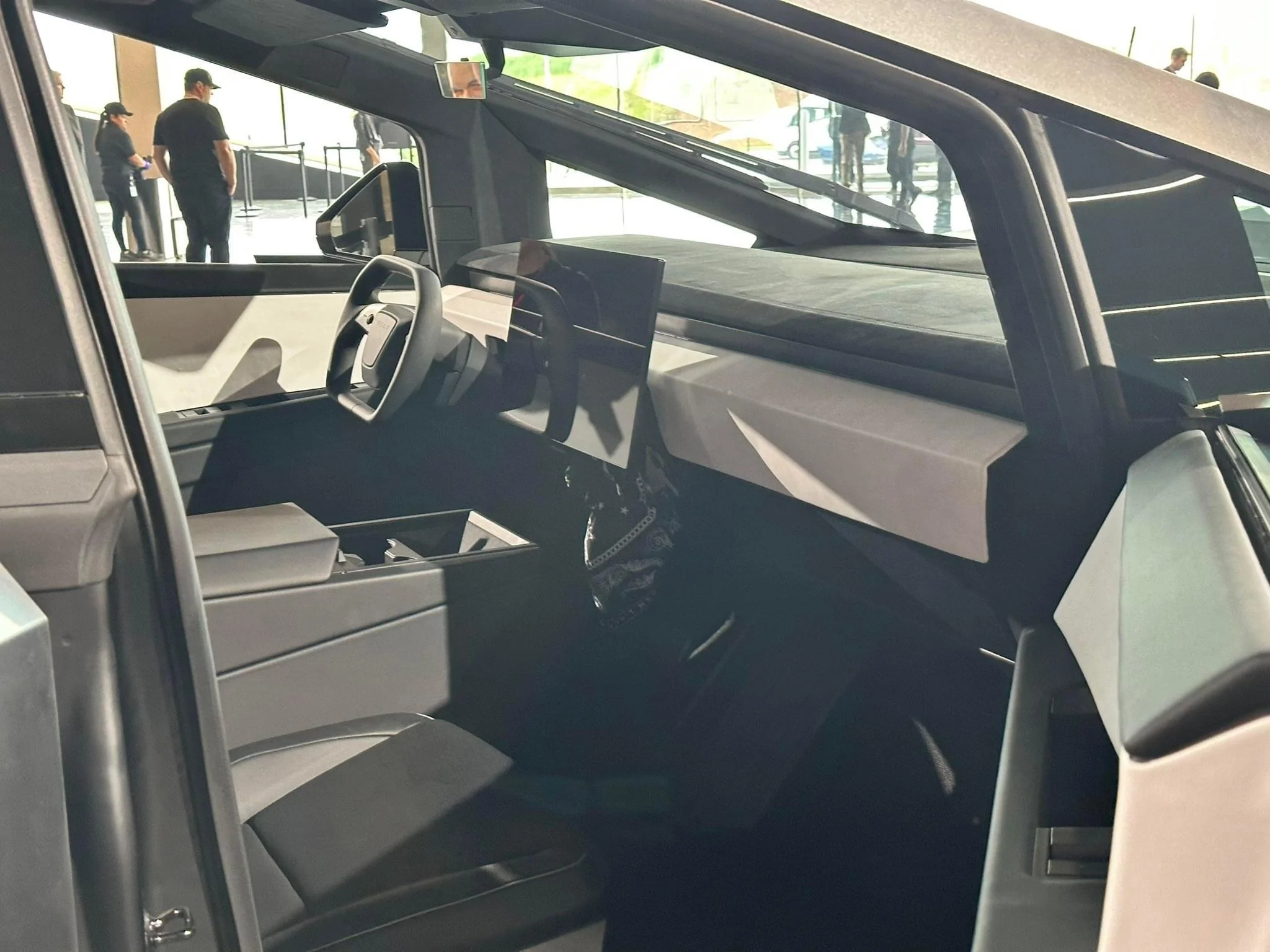 Tesla Cybertruck Leaked interior Cybertruck photo! 1C29C18C-8755-4069-89E5-83F347202308