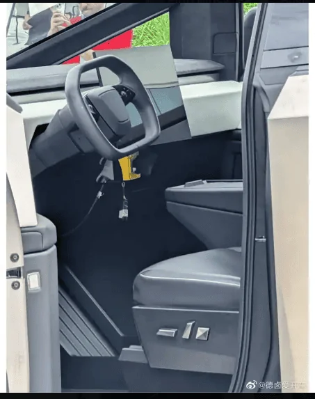 Tesla Cybertruck 💬 Cybertruck production starting next week (month of June) confirmed by Tesla manufacturing engineer at Automate trade show 1685034088021