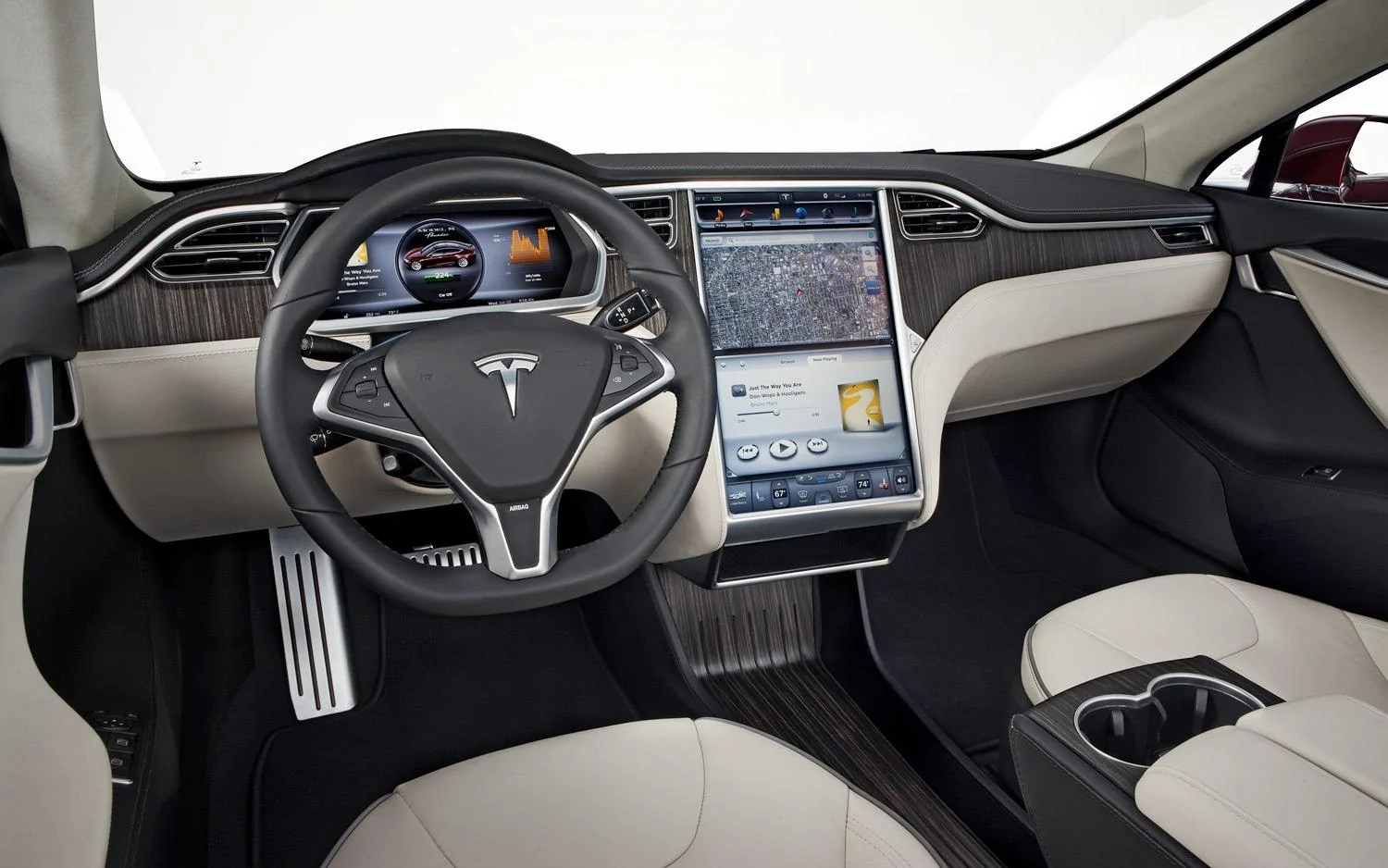Tesla Cybertruck Leaked interior Cybertruck photo! nexusae0_Tesla-Model-S-interior