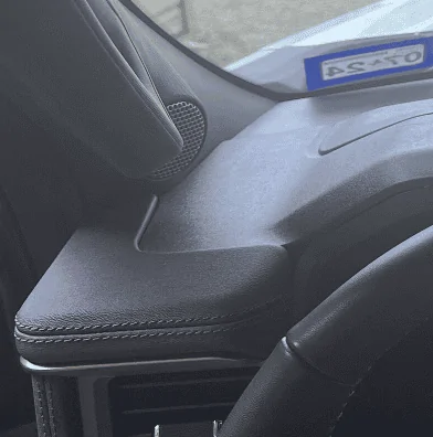 Tesla Cybertruck Leaked interior Cybertruck photo! 1685601470527