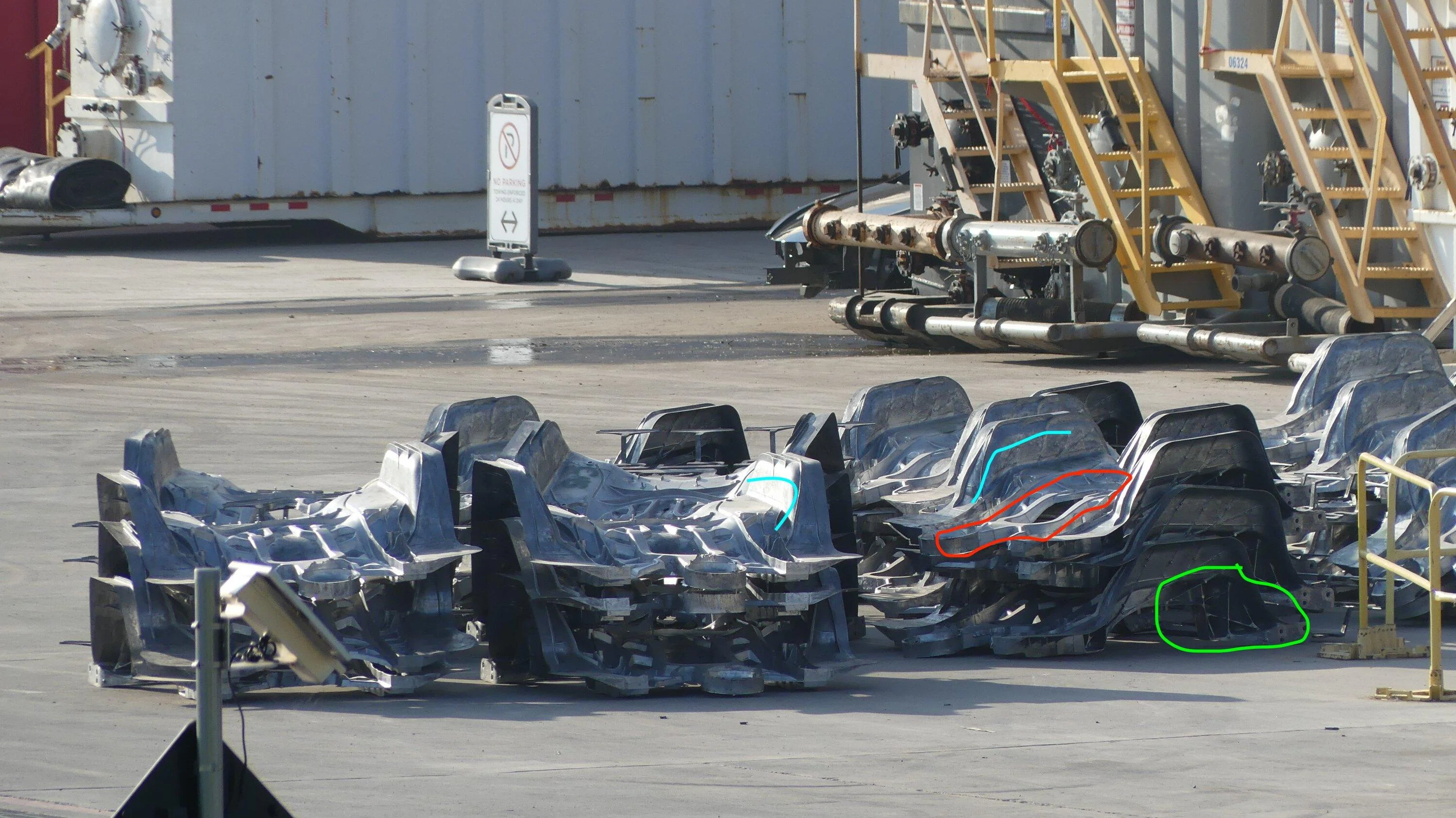 Tesla Cybertruck More Cybertruck Castings Pile Up at GFTX!? (06.02.23) Fxo2VJkX0AIl8Aq