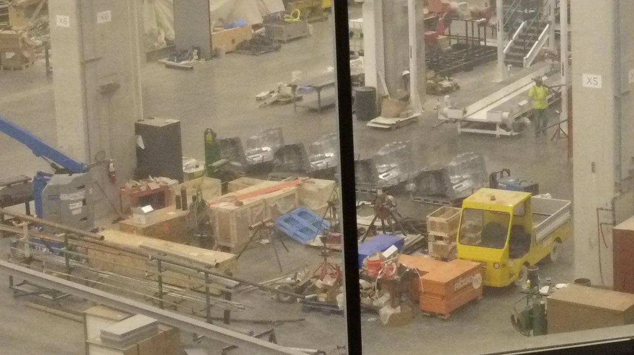 Tesla Cybertruck SURPRISE! Giga Texas windows open again! TWO 9K Giga Presses Are Live and on Display Cybertruck castings