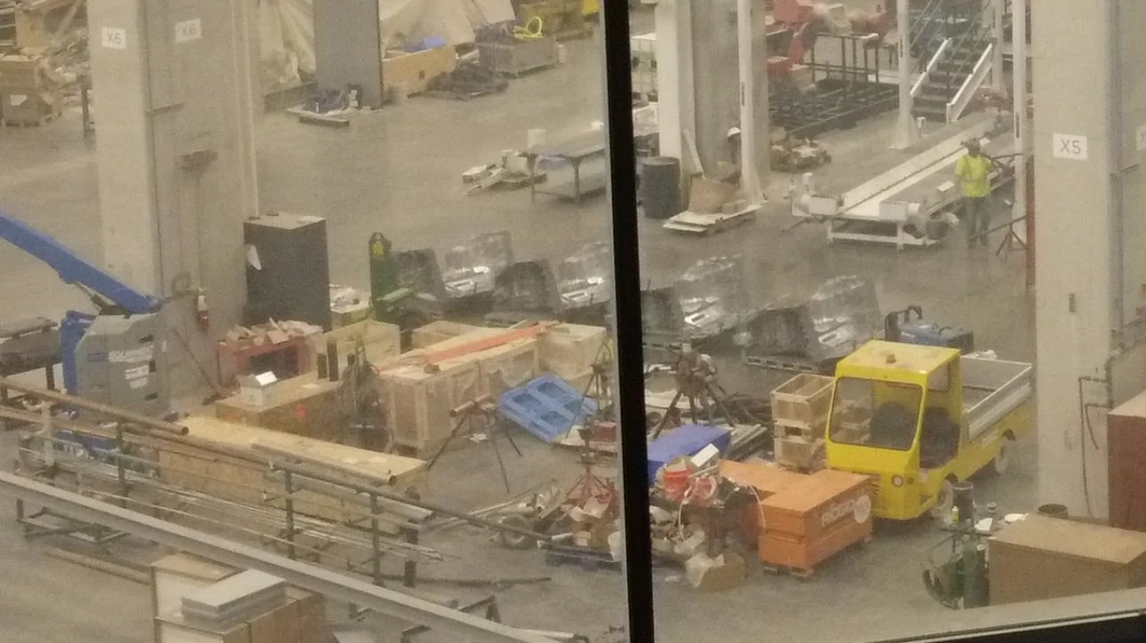 Tesla Cybertruck SURPRISE! Giga Texas windows open again! TWO 9K Giga Presses Are Live and on Display IMG_0268