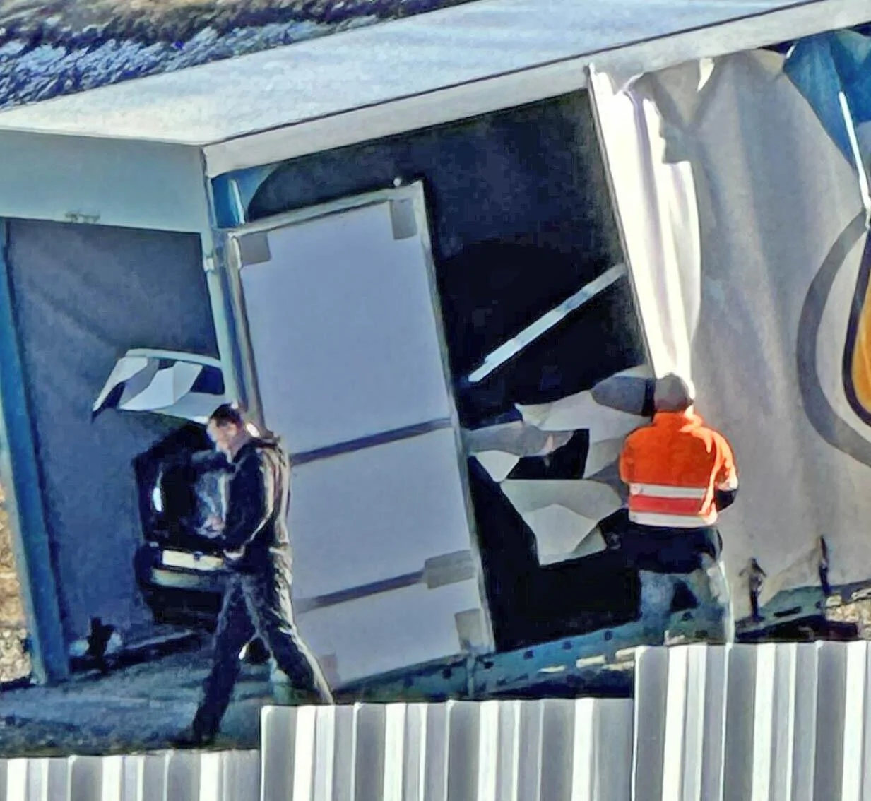 Tesla Cybertruck Spotted Cybertruck NZ Winter Testing! Frunk Open View! cybertruck winter testing