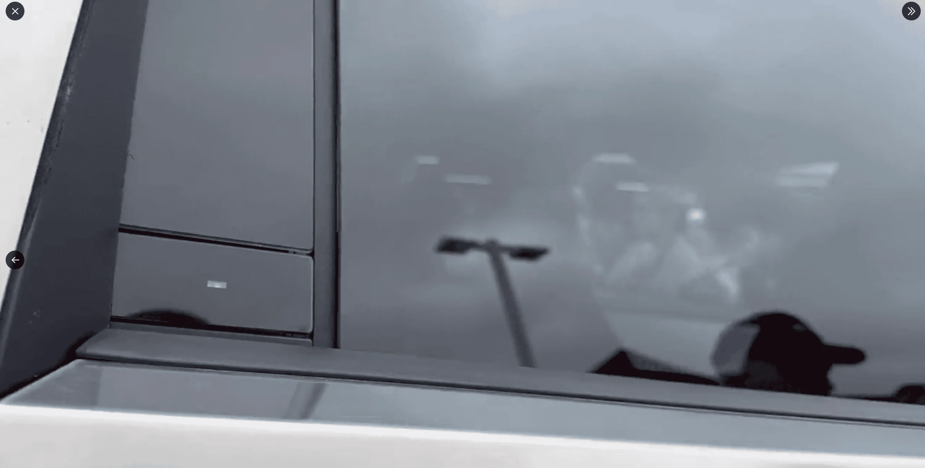 Tesla Cybertruck Franz breaks out Cybertruck for Cars And Coffee @ Petersen! Driving & closeup! Tonneau! 14seconds