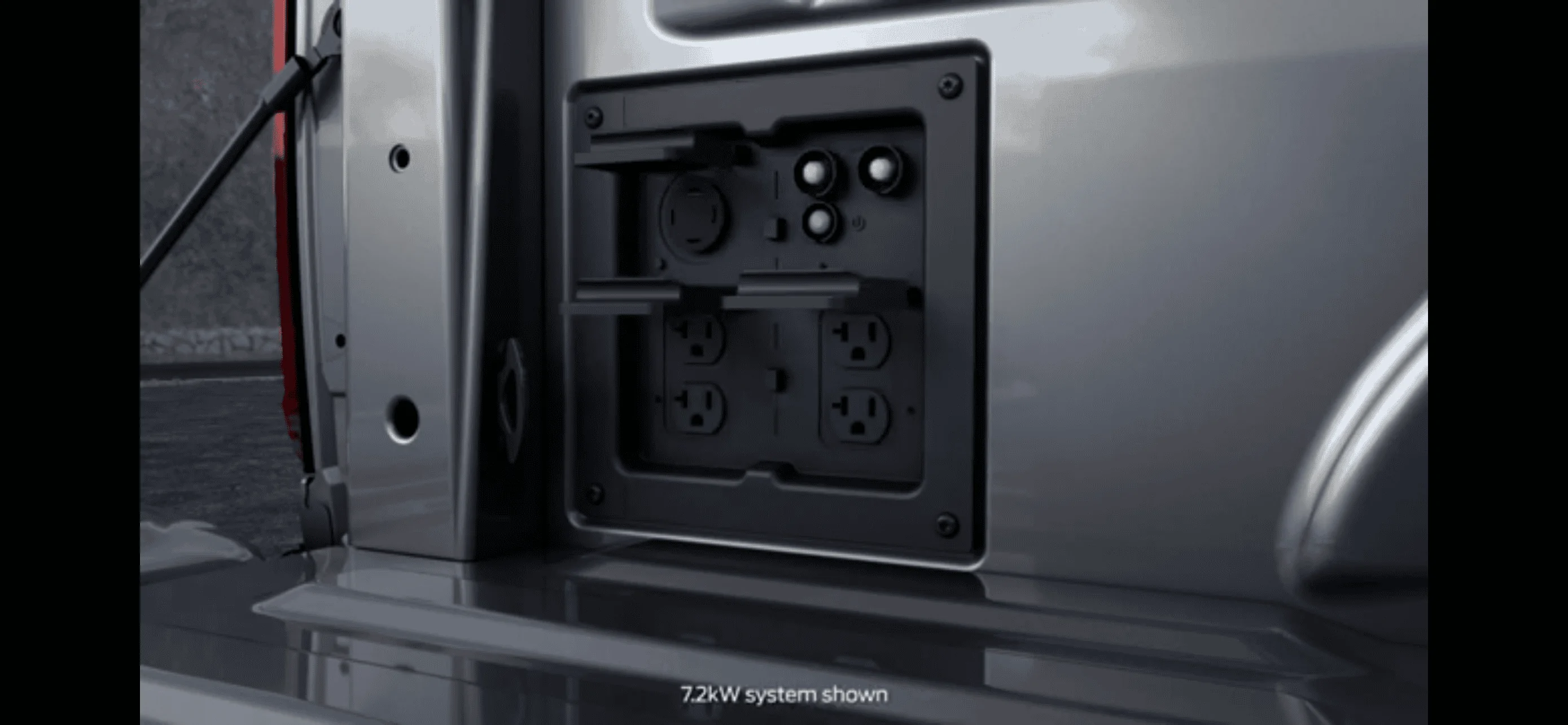 Tesla Cybertruck Cybertruck vault sub-trunk fully opened! + Tonneau cover and tailgate lowering in action! A92B4C21-DC2C-4B2F-B5CB-274947C93C2C