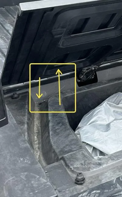 Tesla Cybertruck Cybertruck vault sub-trunk fully opened! + Tonneau cover and tailgate lowering in action! n6qxqbL