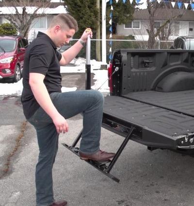 Tesla Cybertruck Cybertruck Power Liftgate Patent Published -- operated by smart phone or wireless key fob 7OL7URh