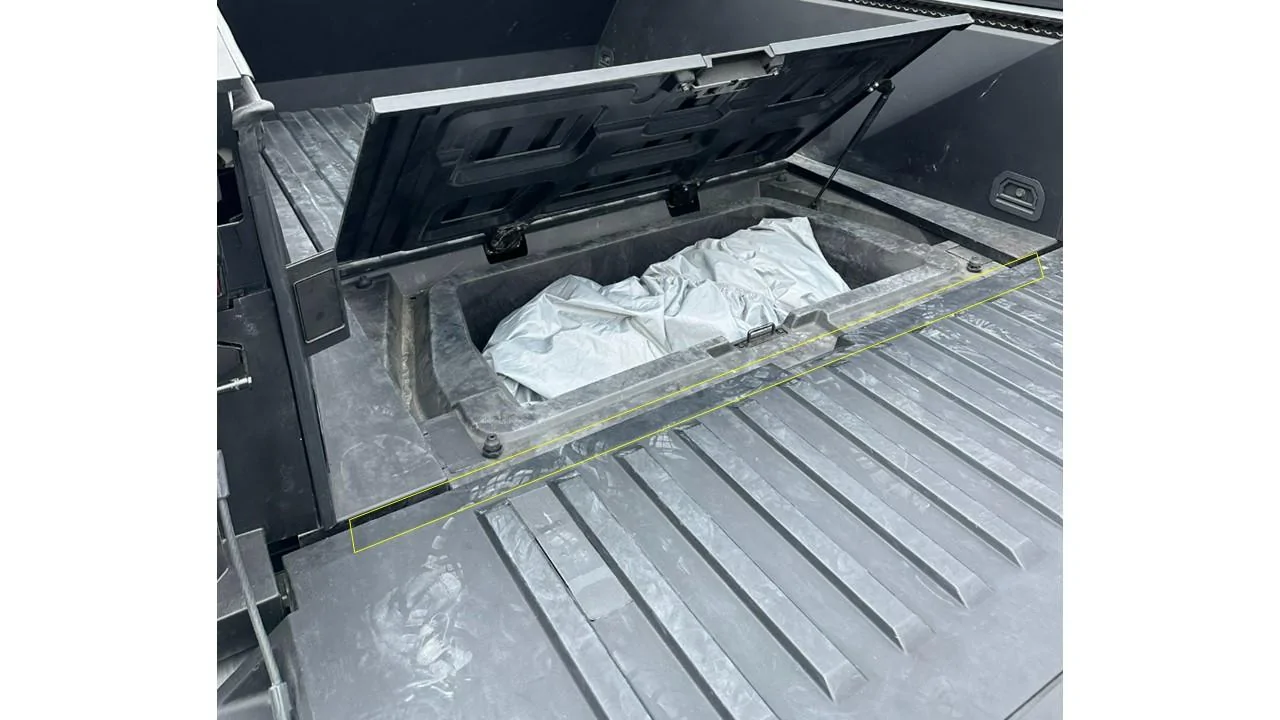 Tesla Cybertruck Pre-Production Proto Bed and Bulkhead Features Analysis CT Crap Bed Ga