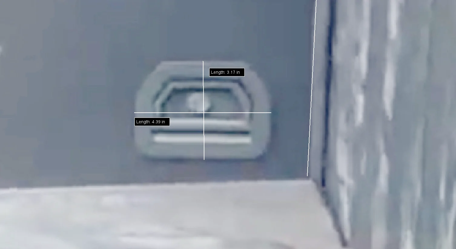Tesla Cybertruck Pre-Production Proto Bed and Bulkhead Features Analysis Screenshot (209)