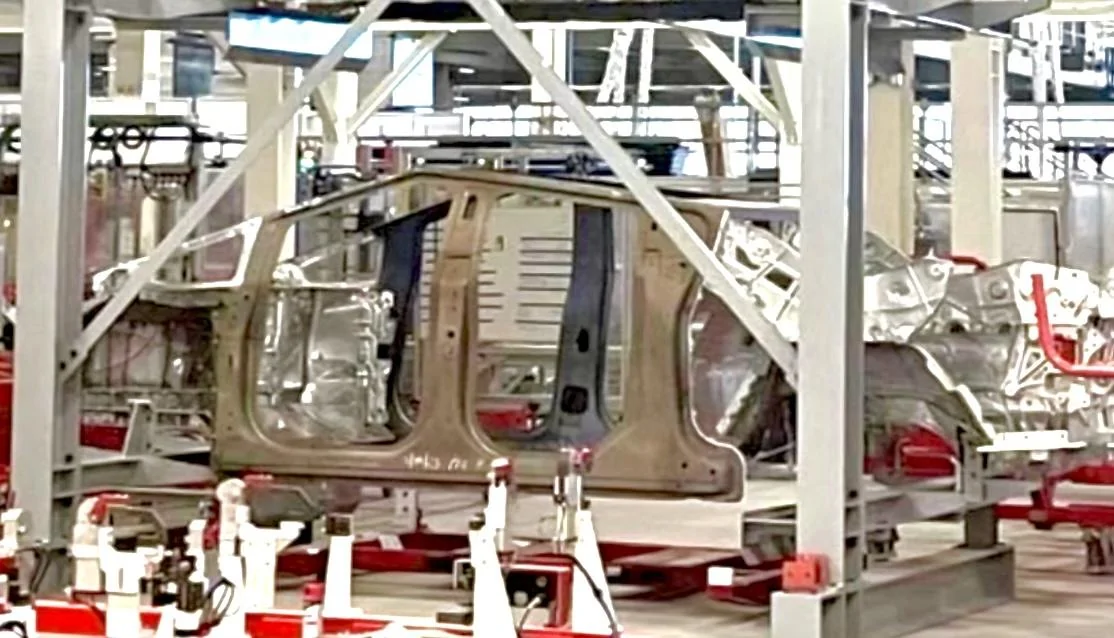 Tesla Cybertruck Cybertruck BIW body-in-white frames with front/rear castings 🤩 [7/11/23] 0C30F79D-6DAC-44EF-B55E-6D7218B57E63