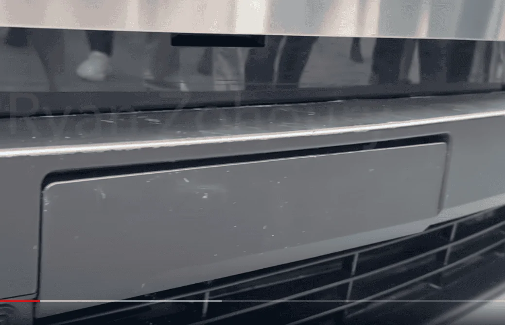 Tesla Cybertruck Front Bumper Design Update: Non-Removable License Plate Holder 1689866907511
