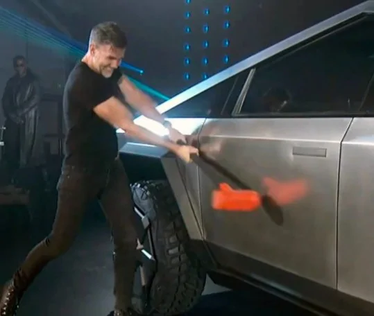 Tesla Cybertruck Cybertruck 3mm body: hail resistant? yRPKrwi