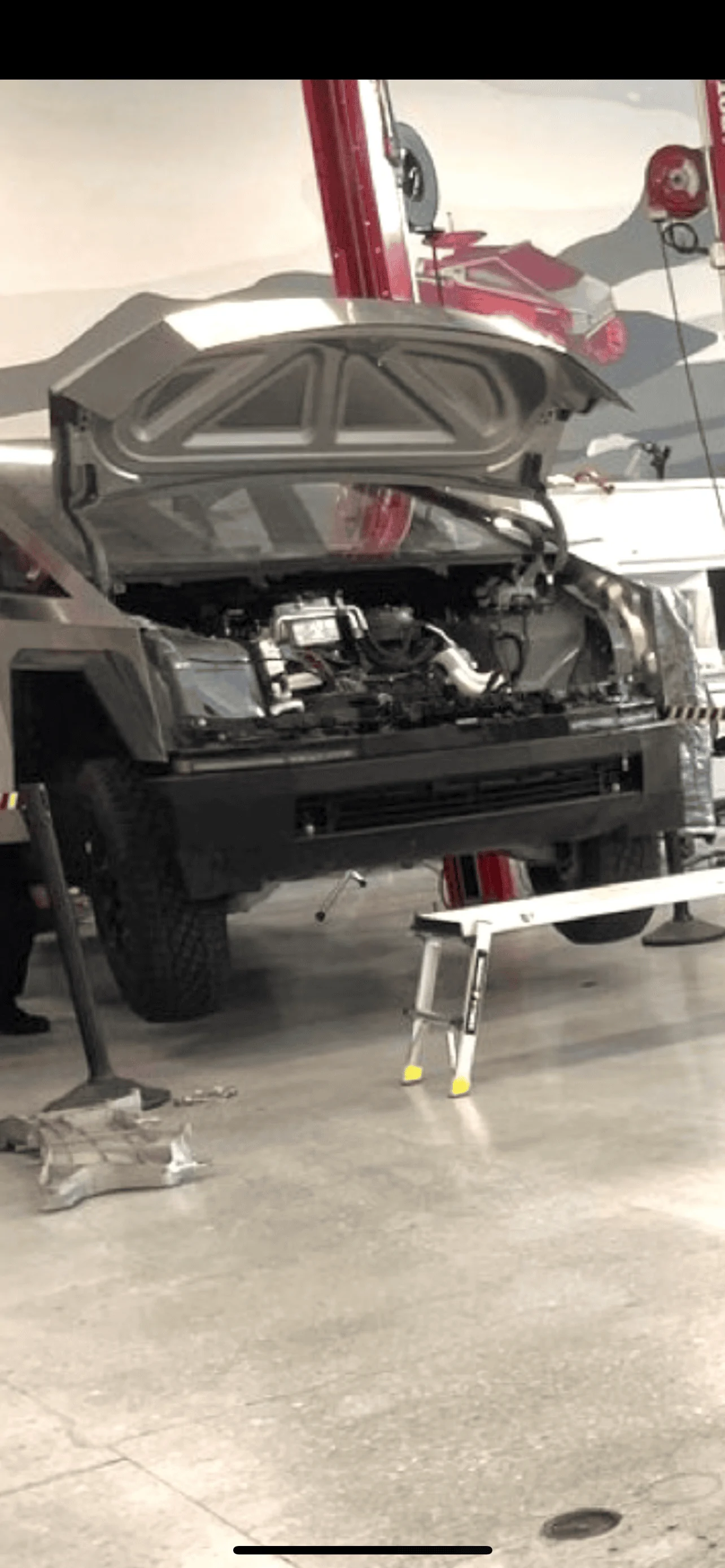 Tesla Cybertruck Cybertruck Front Casting Analysis (and Frunk Implications) - 3 vs 2 Chickens B28C836C-47A9-4657-B46A-F46EDB8E1501