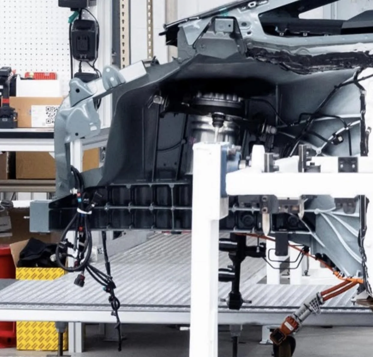 Tesla Cybertruck Cybertruck Front Casting Analysis (and Frunk Implications) - 3 vs 2 Chickens 4212A5FA-30B4-4EF4-864E-970940AAC79C