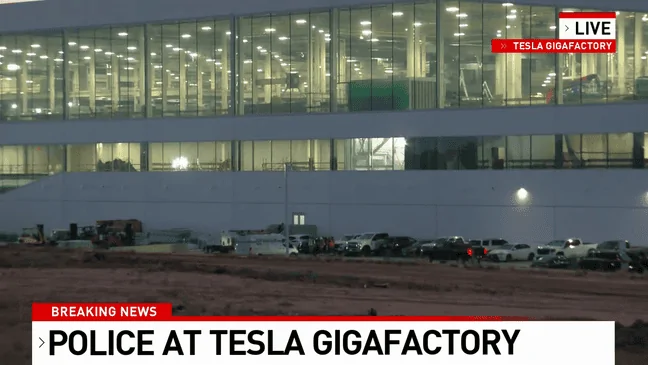 Tesla Cybertruck Active shooter reported at Giga Texas [false alarm] 930-46db-8f5e-c5cd3b571f19-medium16x9_thumb_113644