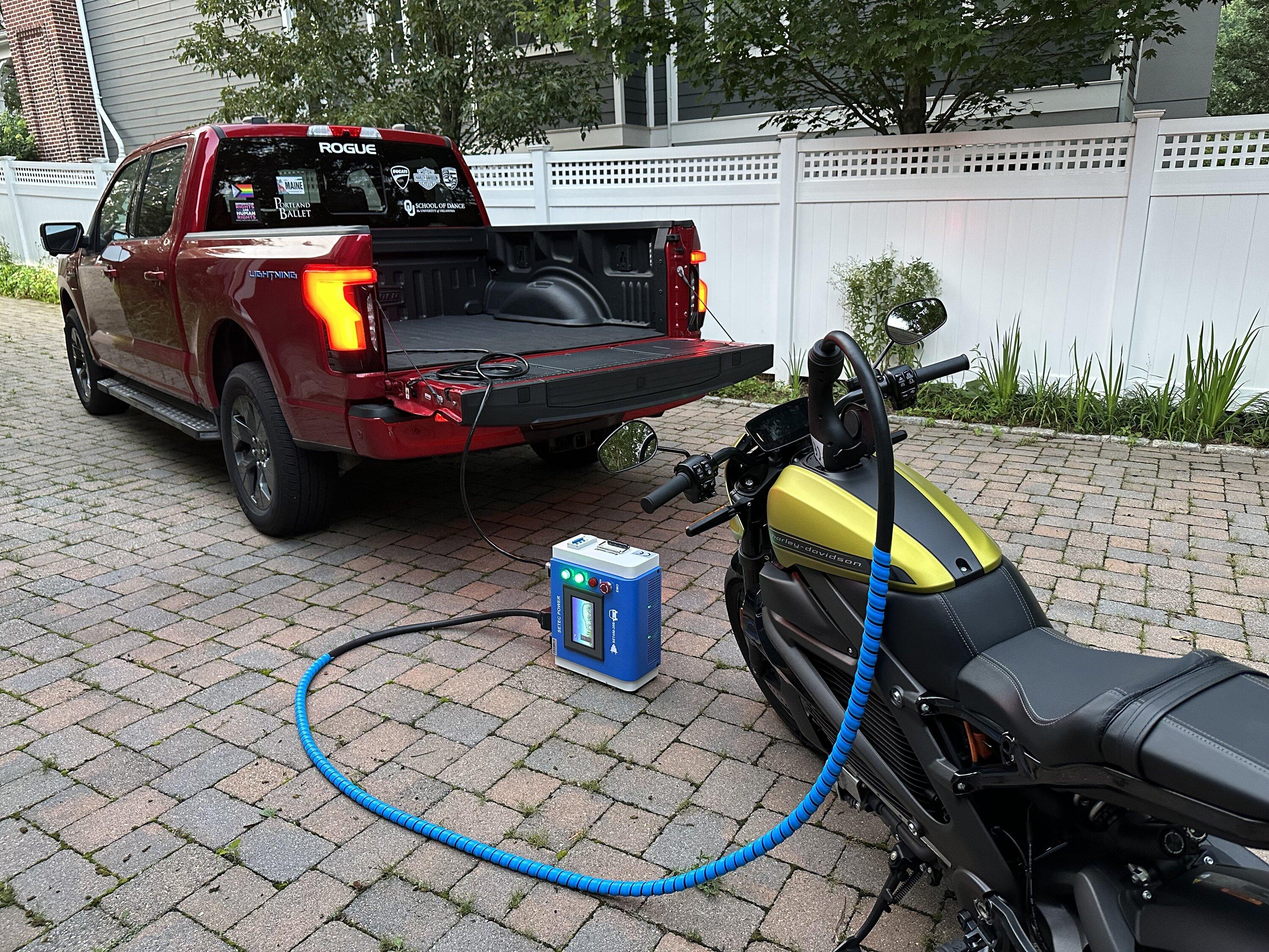 Tesla Cybertruck Ford is serious - 2025 T3 next gen TN BlueOval build/battery/recycle 1690596257410