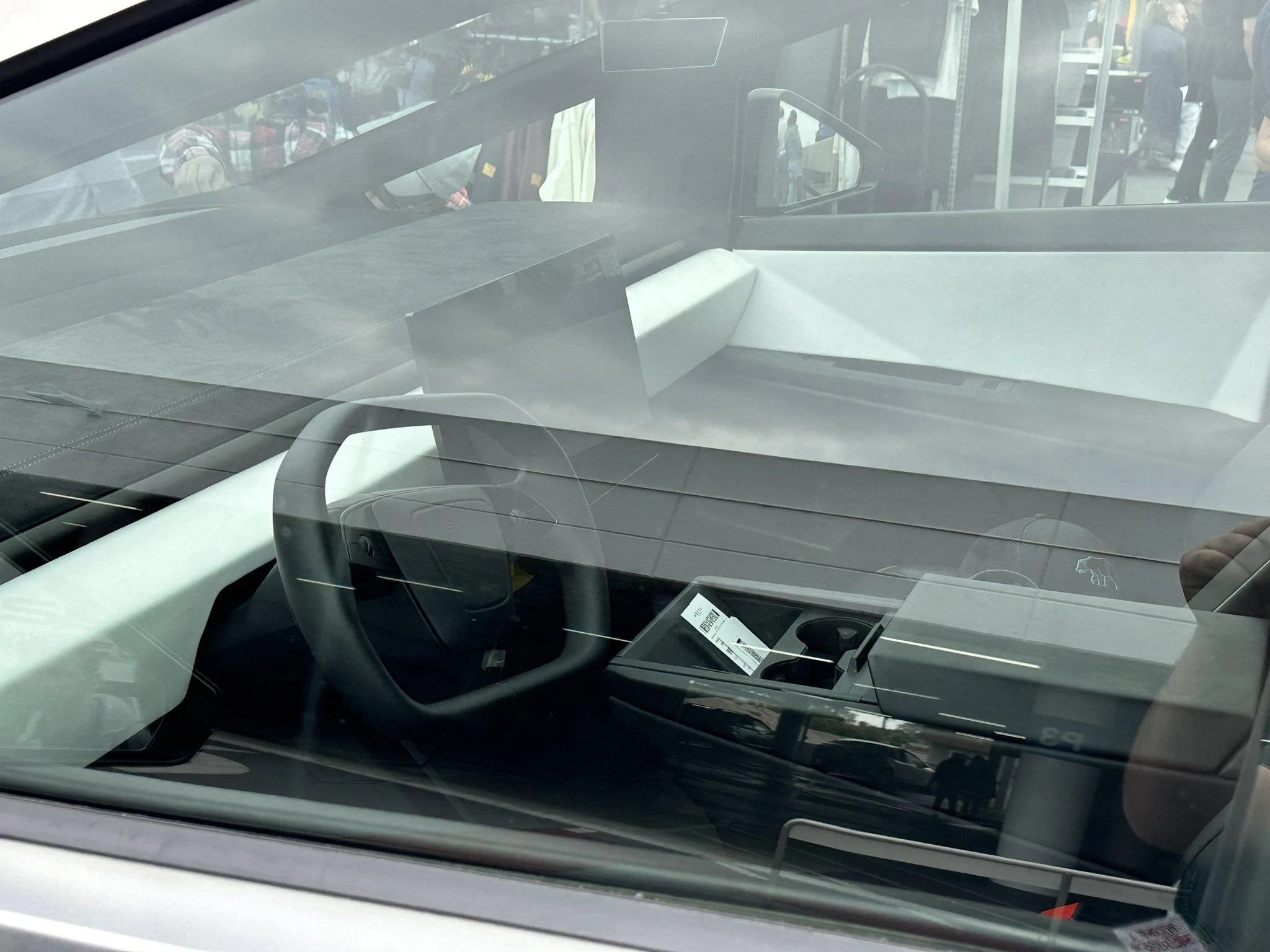 Tesla Cybertruck [Video added] Cybertruck black interior, dashboard, frunk tub (in bed) - while supercharging IMG_3994