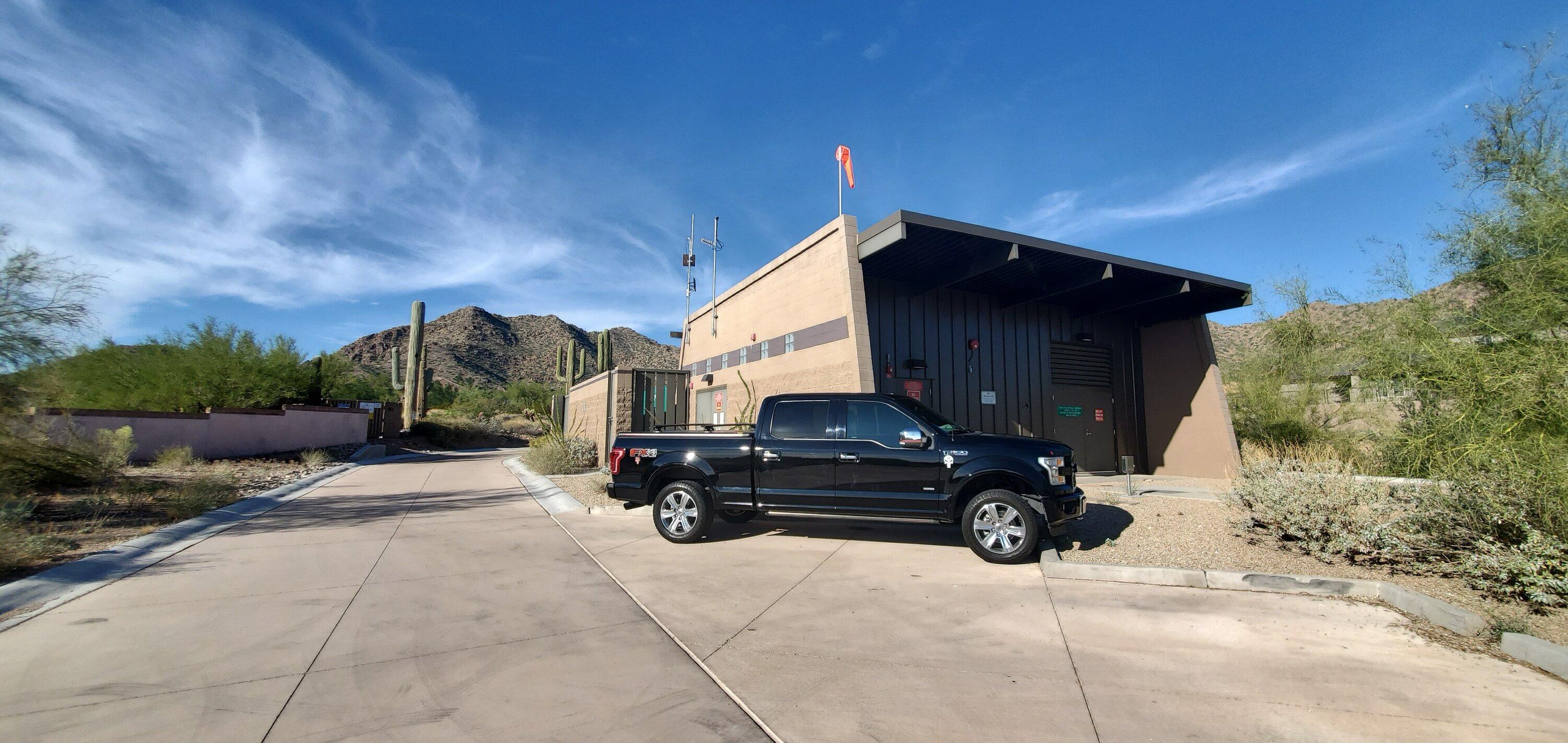 Tesla Cybertruck Cybertruck vs Rivian R1T spotted on street (size comparison look) 20191110_145719