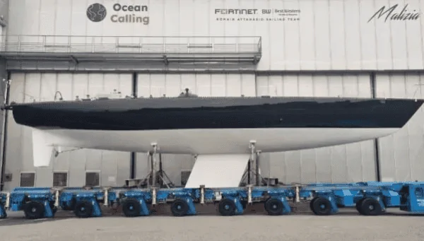 Tesla Cybertruck Cybertruck tow testing during winter tests? Trailer spotted 1691374229629