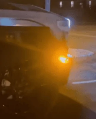 Tesla Cybertruck Best look yet at Cybertruck rear light bar / brake light / turn signal in action (night video 8/15/23) 1692139544501