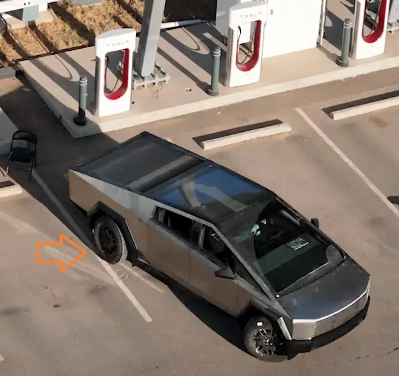 Tesla Cybertruck Video: Cybertruck driving in full daylight @ Giga Texas; good acceleration and turning radius (8/16/23) PhL8u02