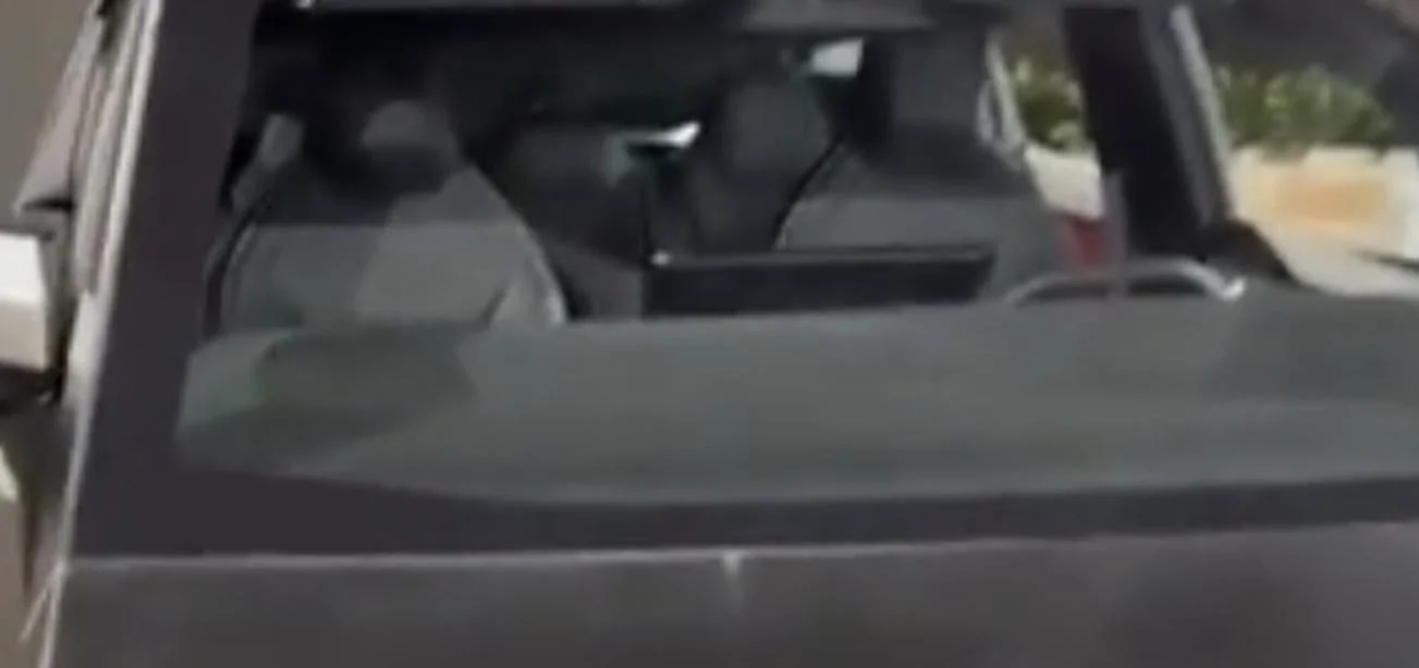 Tesla Cybertruck Crash Tested Cybertruck Parked at Arkansas Hampton Inn Overnight [Interior + Exterior Pics] 95FAAD7A-EE82-4457-AB0D-8539396E3B31
