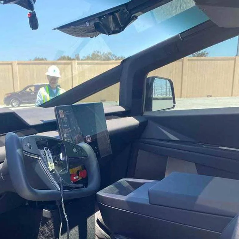 Tesla-Cybertruck-3-1-of-1.jpg
