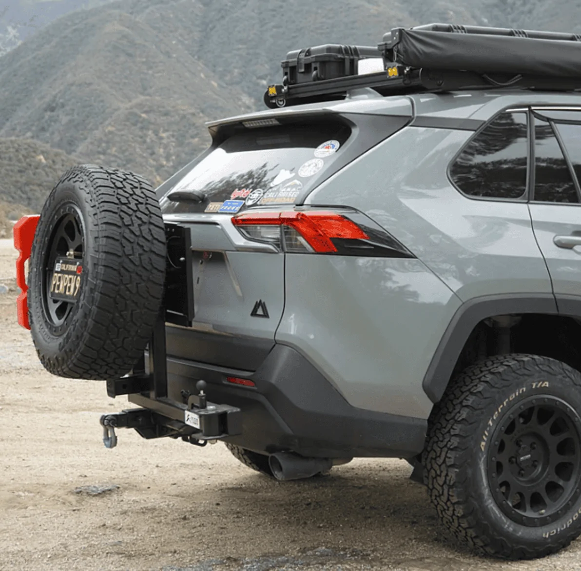Tesla Cybertruck Full size spare tire storage ideas Screenshot 2023-08-19 at 5.47.12 PM
