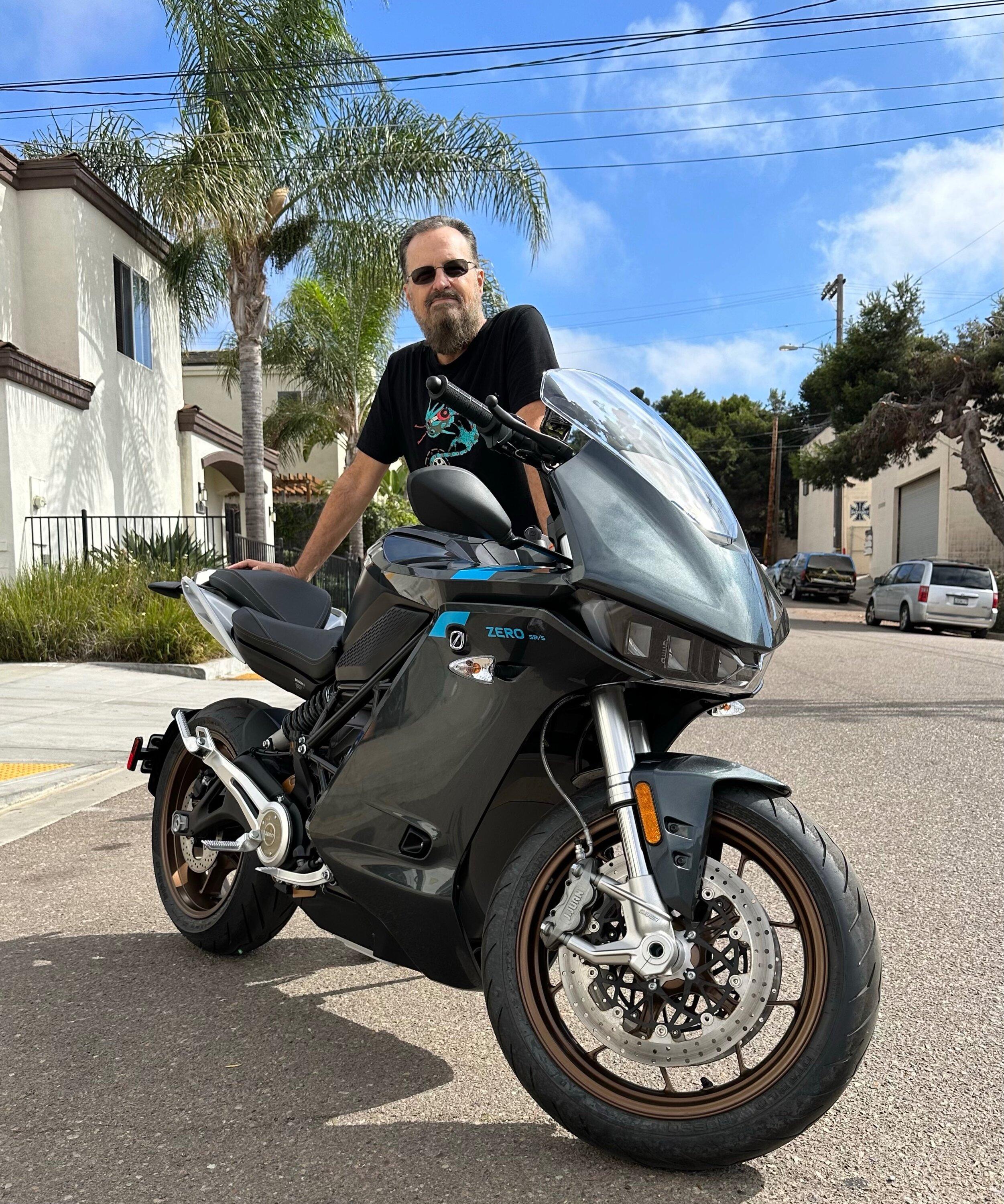 Tesla Cybertruck Towing my new Zero electric bike with the Tesla 1692632468491