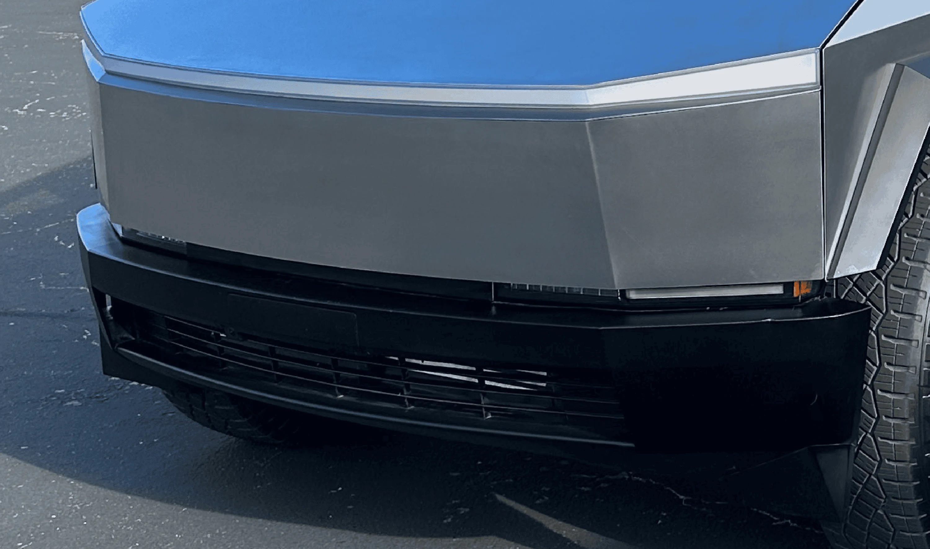 Tesla Cybertruck Cybertruck Frunk is made from 2-pieces (first photos) Elon RC Front Bumper